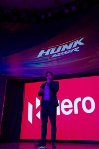 Hero lanza la nueva Hunk 125R