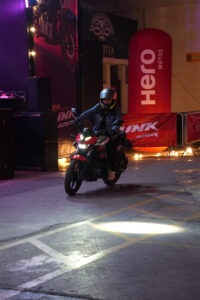 Hero lanza la nueva Hunk 125R