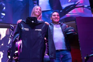 Hero lanza la nueva Hunk 125R
