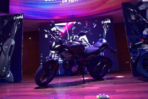 Hero lanza la nueva Hunk 125R